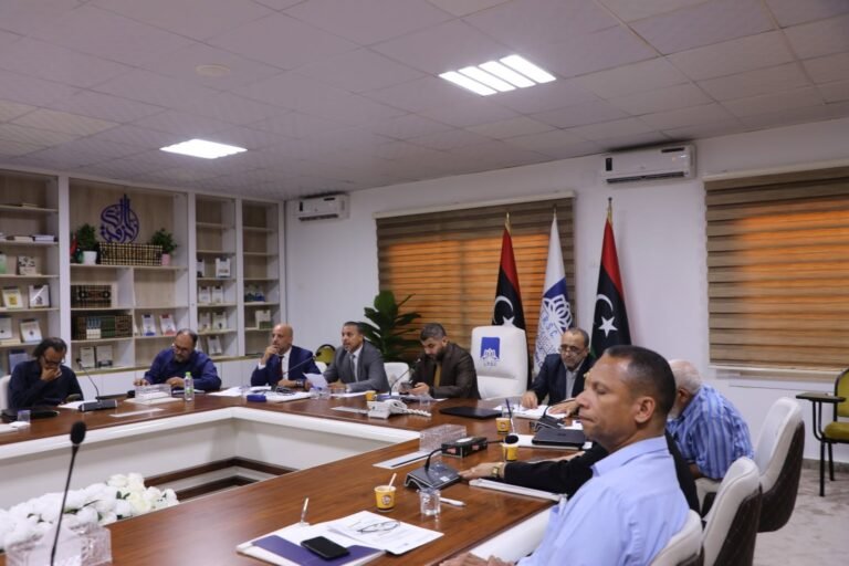 افتتاح فعاليات ملتقى حسونة الدغيس للترجمة في دورته الأولى